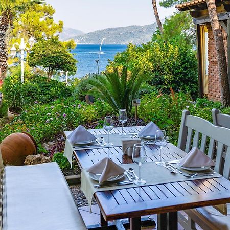 Labranda Mares Marmaris Hotel Exteriör bild A restaurant in Bodrum