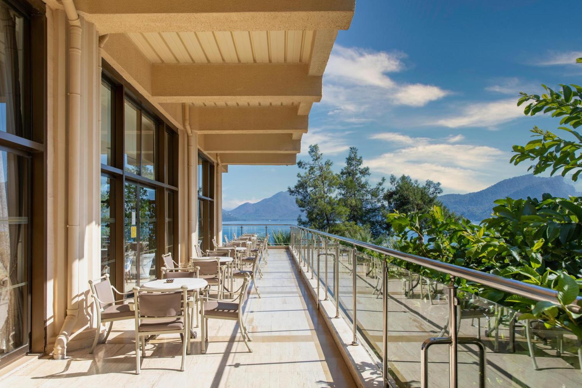 Labranda Mares Marmaris Hotel Exteriör bild The Terrace